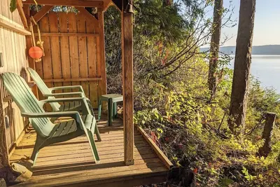 Image de Delightful Waterfront Cottage, Nestled in the Woods with Spectacular Views of Sequim Bay!