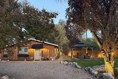 Image de 4 Miles from Murphys Ideal Outdoor space with plenty of parking