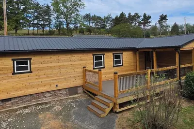 Image de Newly Renovated Home in Huntingdon- Near Juniata, Penn State, & Raystown Lake