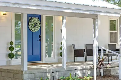 Image de Modern Coastal Cottage Near Destin & Beaches