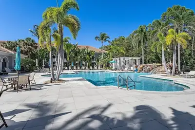 Image de 202 Mirasol Condo in Estero