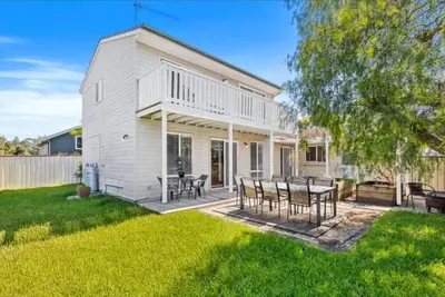 Image de Great Family & Pet Friendly Home - Walk to Beach