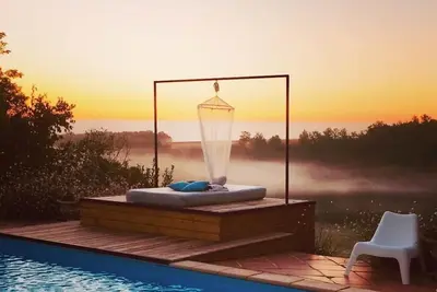 Image de Maison de campagne-pétanque-piscine-tyrolienne-vue -À 5 min de Vic