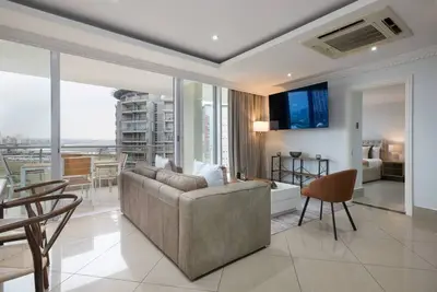 Image de Gorgeous Three Bedroom 501 Sea Facing Gem