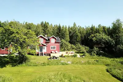 Image de Property directly on the lake - quiet, private incl. sauna