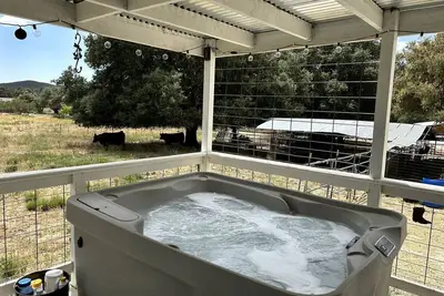 Image de Shabby Chic Warner Springs Rental at a Ranch Ideal for Glamping in California