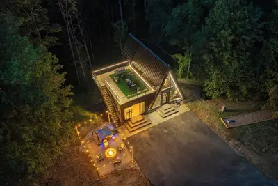 Image de Sleek A-Frame Cabin, Rooftop Sun Deck&Hot Tub