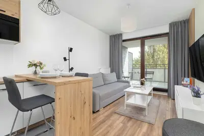 Image de Kijowska 5 Kraków | Modern Apartment with Balcony and Desk | Parking