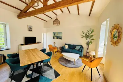 Image de La chaloupe, centre ville, Lr107