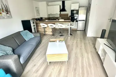 Image de Le Rameau, proche gare, Lr116