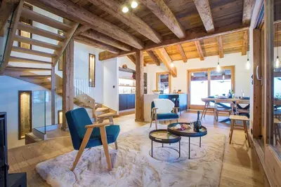 Image de This serviced apartment is a 4 bedroom(s), 4 bathrooms, located in Morzine, Auvergne-Rhône-Alpes.
