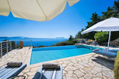 Image de Antonis Petros - Deux Chambres Villa, Couchages 4