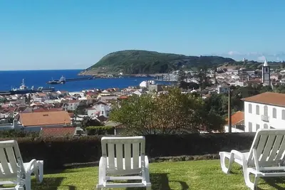 Image de Family House - great view Horta Bay