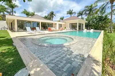 Image de Casa de Campo Beautiful modern villa with golf view