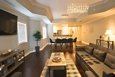 Image de Modern 3bd Retreat | 10 Guests | Near Disney