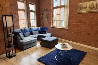 Image de City Centre 2-Bed | 2 Balconies | 65\" Tv | Netflix | Free Parking