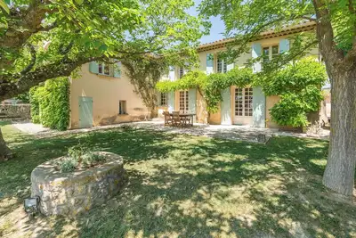Image de Mas provençal vue sur les vignes & Sainte-Victoire