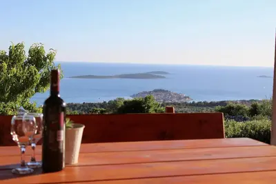 Image de Charming Cabin In Primosten - Sea View