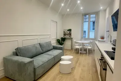 Image de Chic Boho Apartment in Central Cannes – 5 Min Walk to Palais & Port