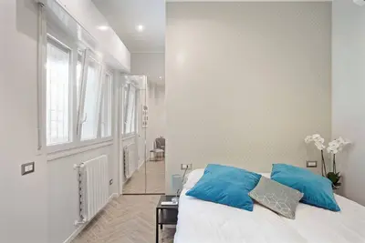 Image de Elegant Milan Apartment with Kitchen – Walk to Metro & Jewish Quarter