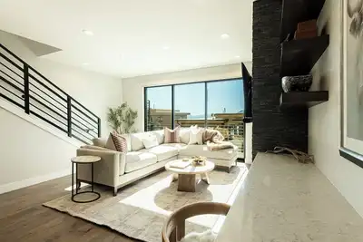 Image de Modern 3br Hideout Vista Retreat w/ Hot Tub • 10 Min to Park City & Jordanelle