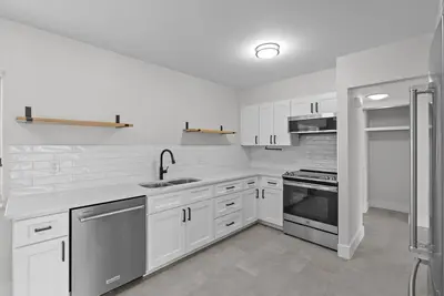 Image de 3-bedroom condo in marvelous Pinehurst, modernly renovated.