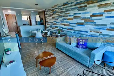 Image de Luxury Sea Front Foot on the Sand at La Fleur Polynesia