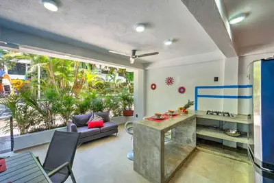 Image de Comfortable Kanelo apartment steps from the beach