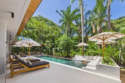 Image de Casa Nunc Luxury Home - 3 Minute Walk to the Beach