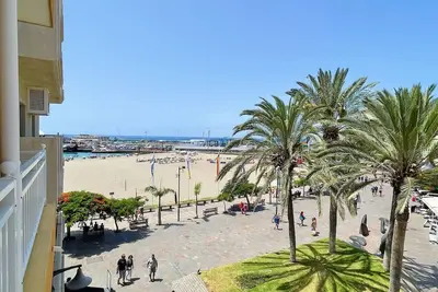 Image de Appartement rénové avec vue sur la mer