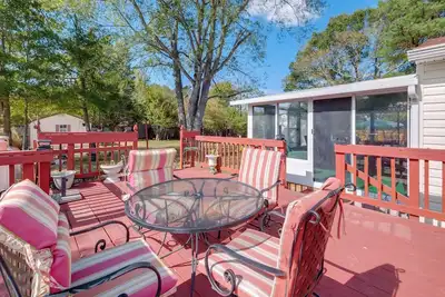 Image de Mission-Ready Retreat 18 Mi to Andrews Afb!