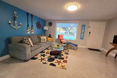 Image de 2-bedroom house in delightful Dunedin, near stadium, 90 day minimum