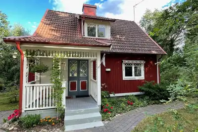 Image de Hus Rose near Kalmar – cosy Swedish home with fireplace, garden & fiber Wi-Fi