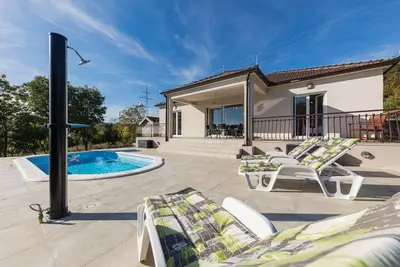 Image de Belle maison à Sinj