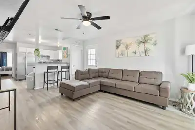 Image de Modern 3br Stay with Large Parking Pet Friendly