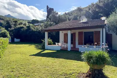 Image de This charming detached cottage is the ideal place for those who want to spend a relaxing holiday sur