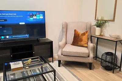 Image de Cozy Retreat in West Edmonton  - Minutes to Wem & International Airport