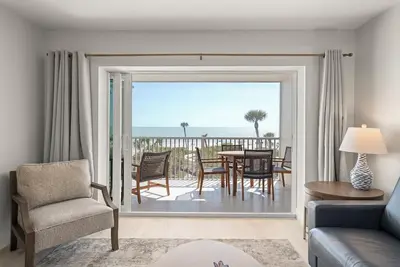 Image de White Sands 24 – Direct Beachfront Bliss on West Gulf Drive