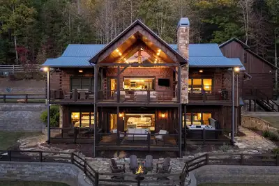 Great Trails Lodge - Blue Ridge