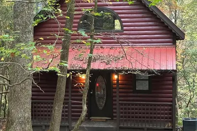 Image de Cozy 2-bedroom cabin within wallking distance to Helen