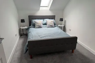 Image de Spacious refurbished centrally located maisonette