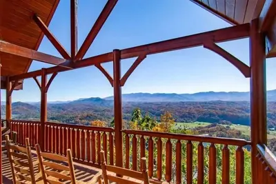 Image de 180° Unobstructed Mtn Views, Hot Tub & Theater