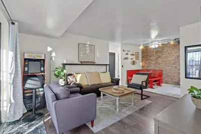 Image de Cozy Eastside Retreat