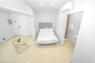 Image de Studio/Desk/Private in Tj Near Us border