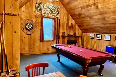 Image de Game Room, Downtown Ludlow, Pet Friendly, Okemo