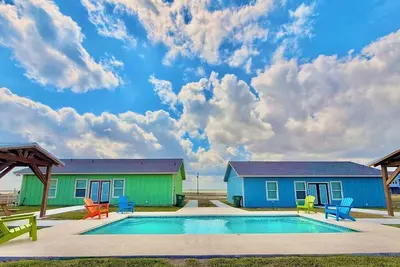 Image de The Landing at Riviera Beach-Blue House-3 Bedroom, 2 bath with Shared Pool