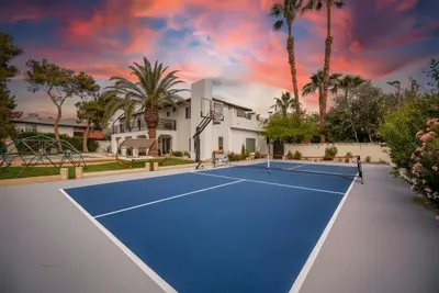 Image de Coley · Ultimate Family Getaway, Heated Pool