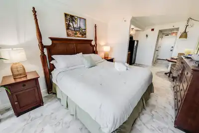 Amazing View |Ocean Front Studio| Nicely Decorated