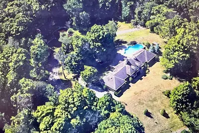 Image de Villa in the Forest with Outdoor Pool and indoor Swim Spa-Pet friendly