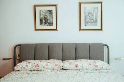 Image de Spacious and bright in Radazul with panoramic ocean views